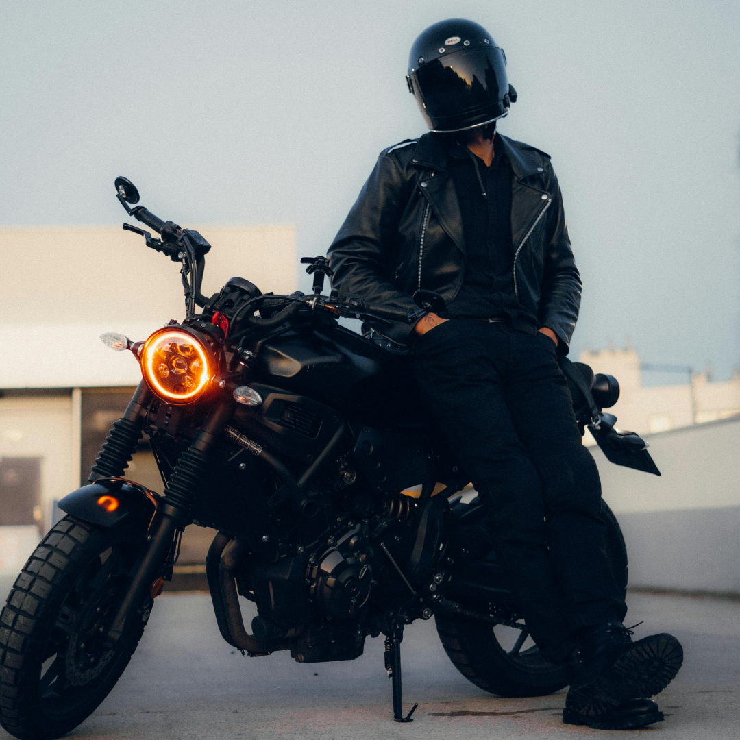 Men’s Black Leather Motorcycle Jacket – Classic Brando Cowhide Biker Jacket with Belted Waist, Asymmetrical Zipper &amp; Quilted Lining